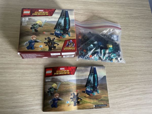 Afbeeldingen van LEGO Super Heroes 76101 Outrider shuttle aanval