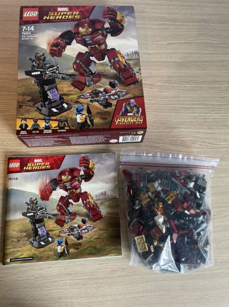 Afbeeldingen van LEGO Super Heroes 76104 Het Hulkbuster duel