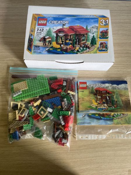 Afbeeldingen van LEGO Creator 31048 Huisje aan het meer