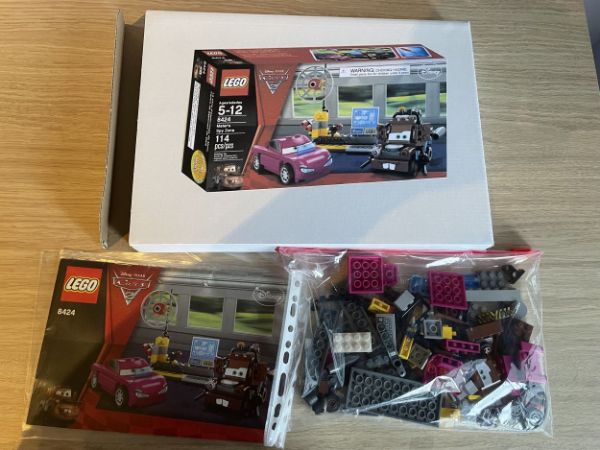 Afbeeldingen van LEGO Cars 8424 Takels Spionnenafdeling