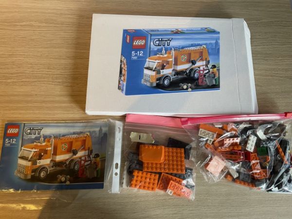 Afbeeldingen van LEGO City 7991 Vuilniswagen