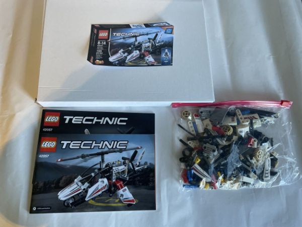 Afbeeldingen van LEGO Technic 42057 Ultralight Helikopter
