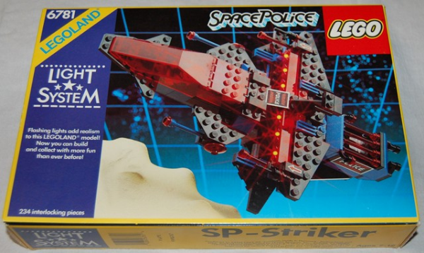 Afbeeldingen van LEGO Space 6781 Police I SP-Striker met doos-  kleine prijssticker vooraan